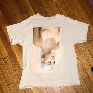 Ariana Grande Sweetener Tee